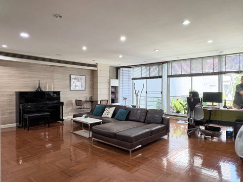 Luxury Duplex Penthouse for Sale | Prime Sukhumvit 24 | Only 300m to BTS Phrom Phong