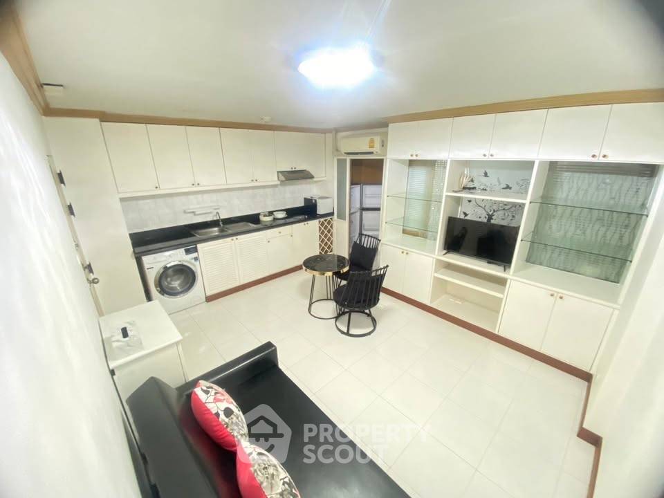 รูป คอนโด 1 ห้องนอน 50 ตร.ม. ชั้น 8 โครงการ ริน เฮ้าส์ ใกล้ MRT สุขุมวิท (ID 3035984) - รูปที่ 15/19