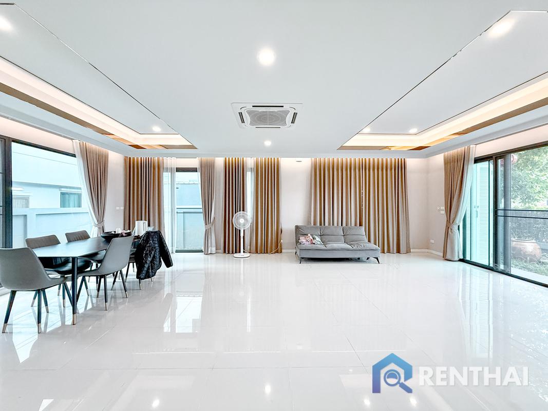 picture Ready to move in at The Palm Parco - 9/25