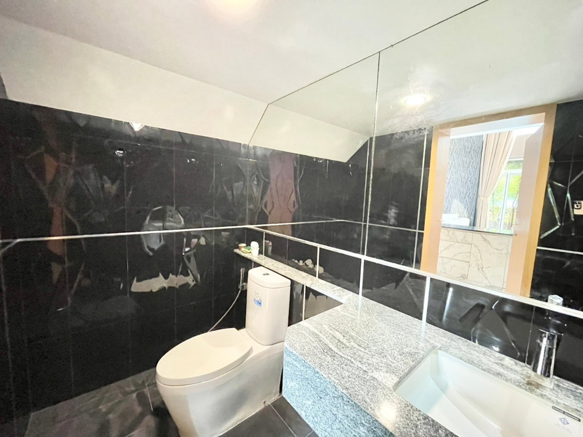 รูป *HOT*บ้านเดี่ยว 3 ชั้น The Gallery House Pattern เดอะ แกลเลอรี่ เฮ้าส์ แพทเทิร์น 4นอน 5น้ำ 57ตรว. - รูปที่ 20/31