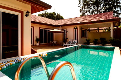 เช่าบ้านเดี่ยว ชลบุรี : Luxury Pool Villa for Rent North Pattaya Near International Schools