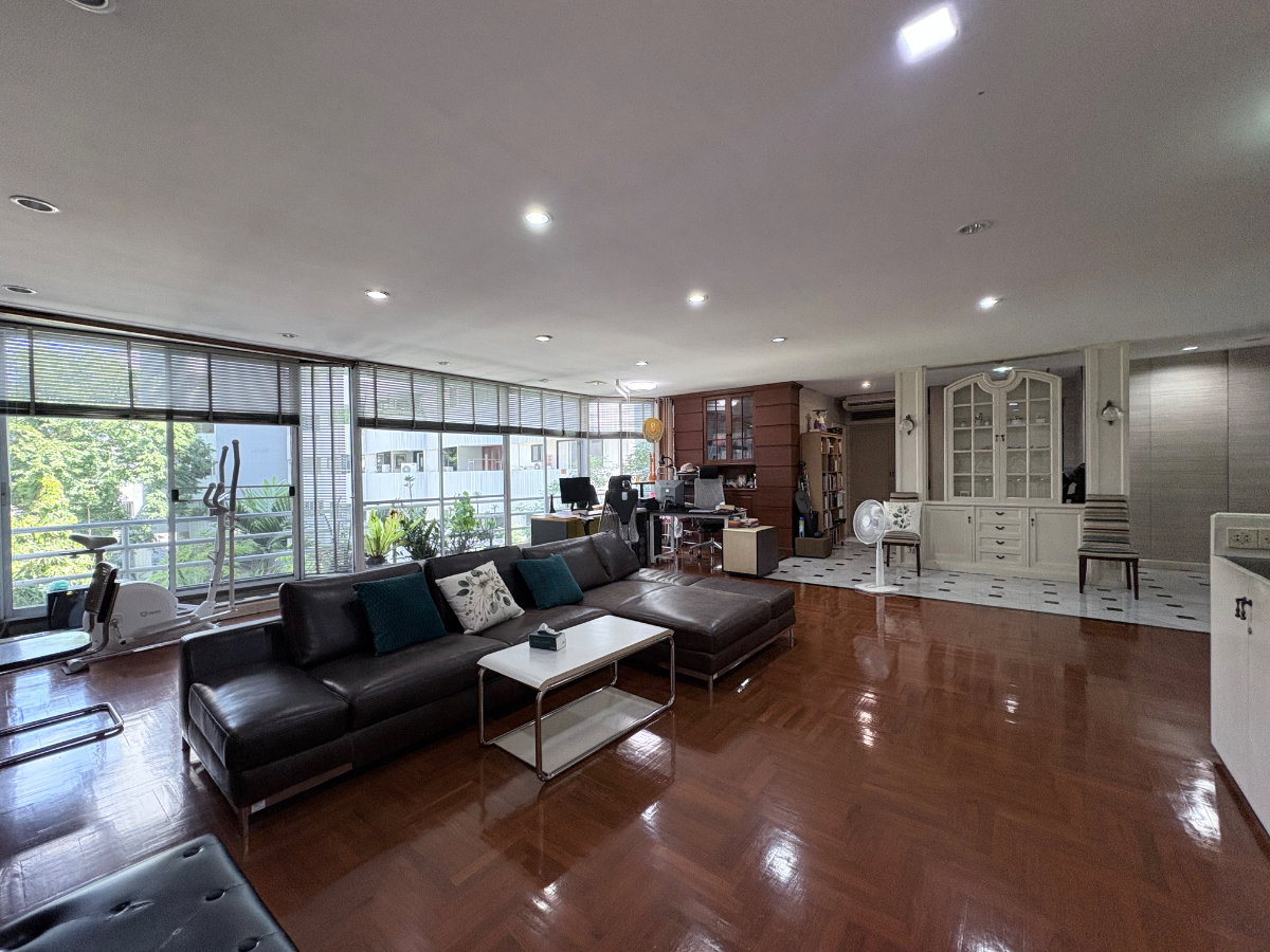รูป ขาย Penthouse Duplex สุดหรู ใจกลางสุขุมวิท 24 | 300เมตร ถึงBTSพร้อมพงษ์ - รูปที่ 2/28