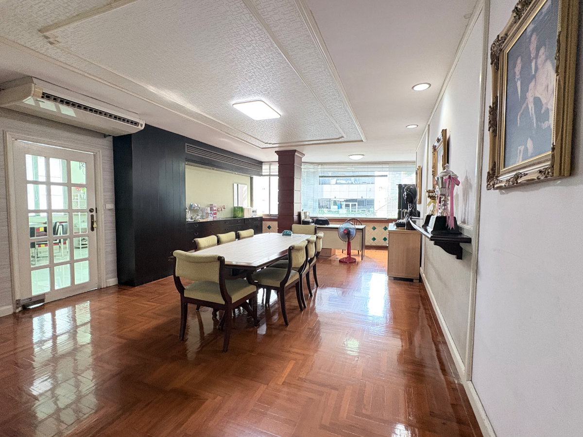 รูป ขาย Penthouse Duplex สุดหรู ใจกลางสุขุมวิท 24 | 300เมตร ถึงBTSพร้อมพงษ์ - รูปที่ 7/28