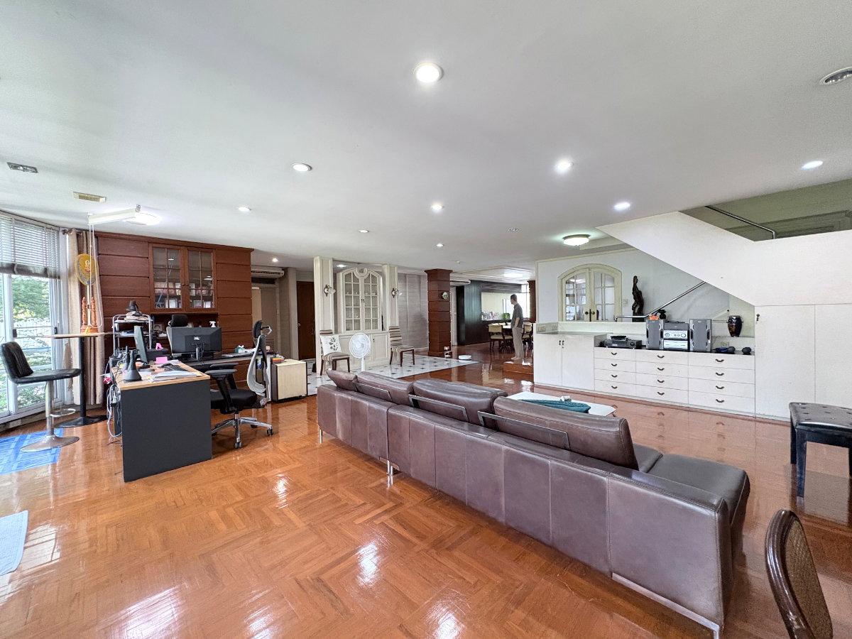 รูป ขาย Penthouse Duplex สุดหรู ใจกลางสุขุมวิท 24 | 300เมตร ถึงBTSพร้อมพงษ์ - รูปที่ 5/28