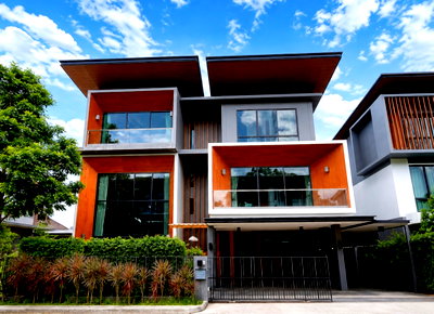 Houses for rent Chiang Mai : 🍃 Modern House for RENT! 3 Story House - At Ruamchok area. Near to Supermarket, fresh market, NIS, Central Festival