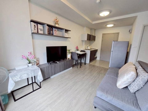 ✅ For Rent: D Condo Rin, 7th Floor, Building A, 30 sq m, 11,500 THB/month. ☎️ 064-792-4426 (Ben)