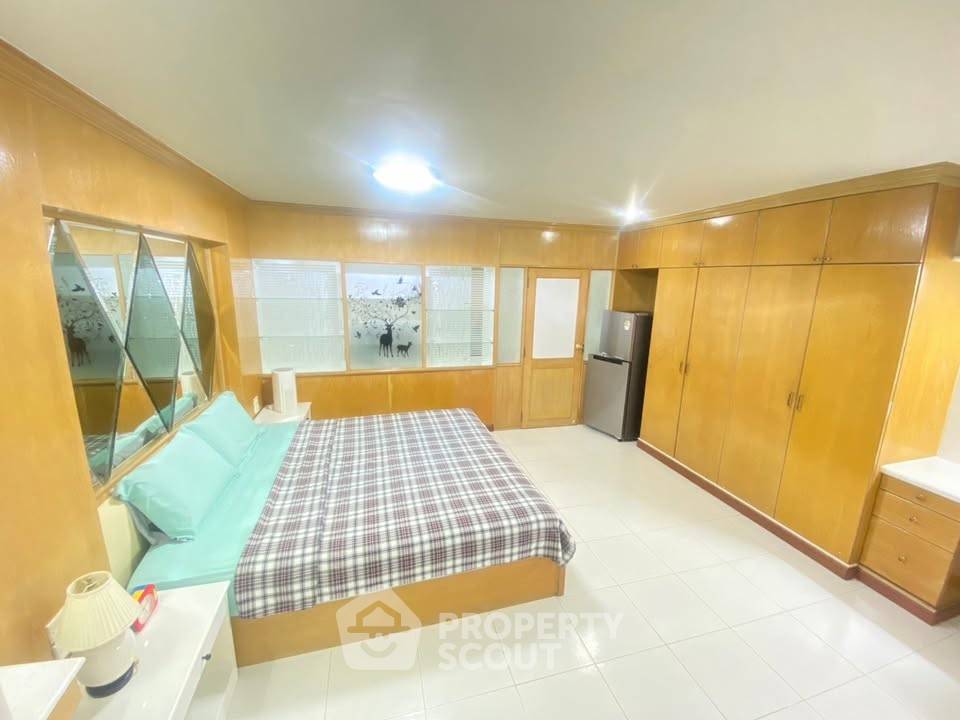 รูป คอนโด 1 ห้องนอน 50 ตร.ม. ชั้น 8 โครงการ ริน เฮ้าส์ ใกล้ MRT สุขุมวิท (ID 3035984) - รูปที่ 9/19
