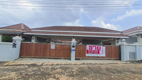 🌊 Single-Storey Pool Villa in Bang Saray — Your Private Courtyard Retreat Near the Sea