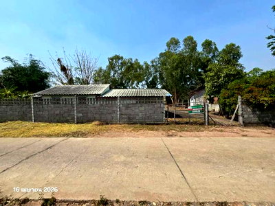Houses for sale : HOME 189.3 Sq.w. Taphan Hin Phichit for 736,000