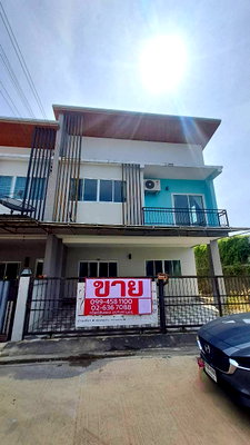 ทาวน์โฮม ม.ศรีปทุม วิทยาเขตชลบุรี : 🏡 ทาวน์เฮ้าส์หลังใหญ่ ทำเลใจกลางเมืองชลบุรี หมู่บ้านอุ่นไอรัก