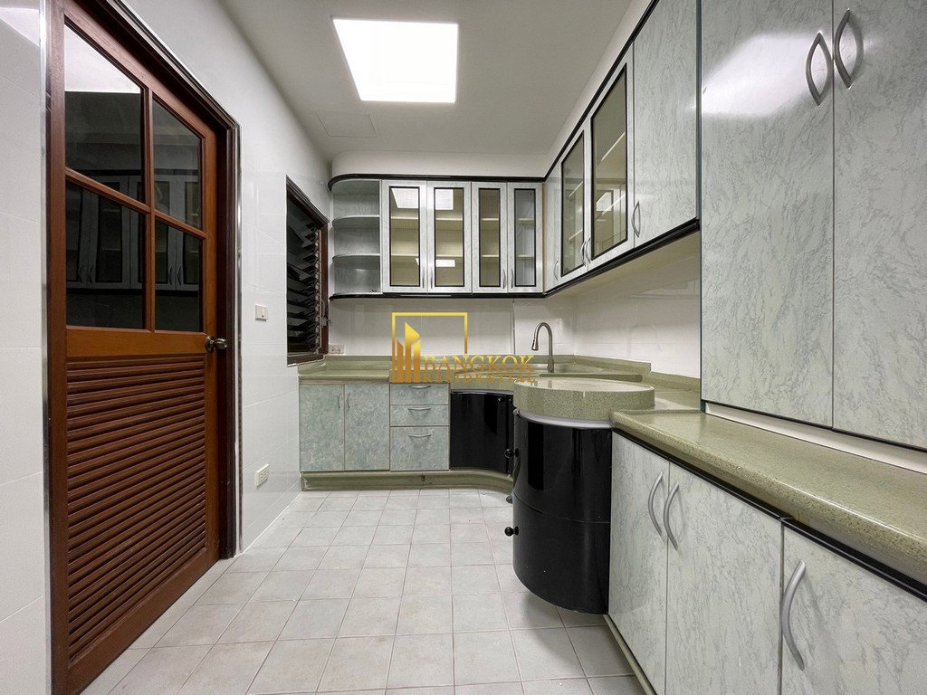 รูป 33 Tower | Huge 3 Bedroom Property in Sukhumvit 33 - BR3826CD - รูปที่ 12/39