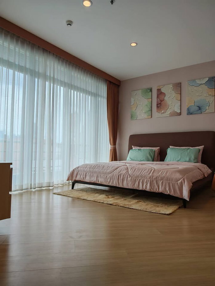 picture Baan Sathorn            Chaopraya  - 3/10