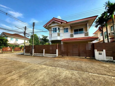 ขายบ้านเดี่ยวสองชั้น ในโครงการจัดสรรเงียบสงบ ใกล้มหาวิทยาลัยราชภัฏเชียงราย #5C1MG0520