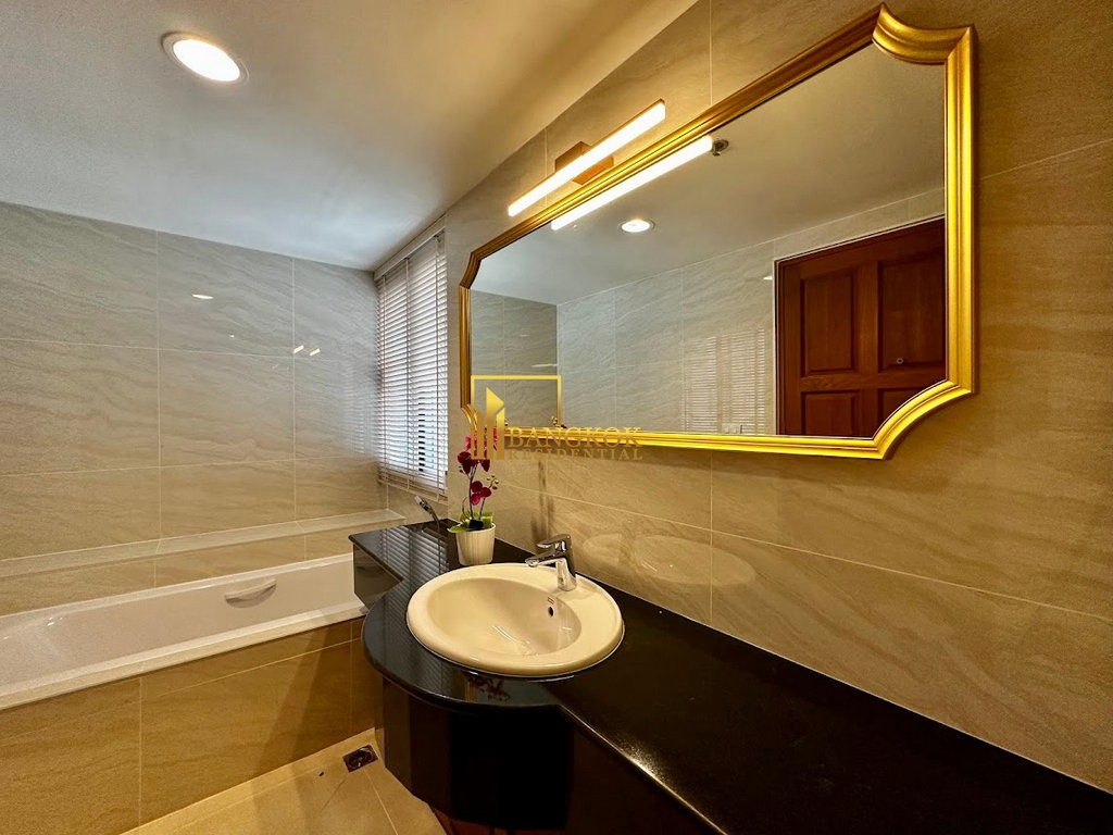 รูป 33 Tower | Spacious 2 Bedroom Condo For Rent in Phrom Phong - BR4631CD - รูปที่ 21/32