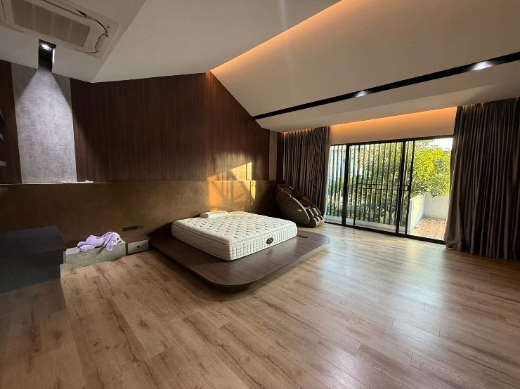 รูป 📣📣ขาย บ้านเดี่ยวหรู พระราม 9-ห้วยขวาง 3 ชั้น 4 ห้องน + สระว่ายน้ำ (พิมพ์ 0974164645 Line: JKJK4645 แทนการคลิกปุ่มสีฟ้า เขียว) - รูปที่ 15/21