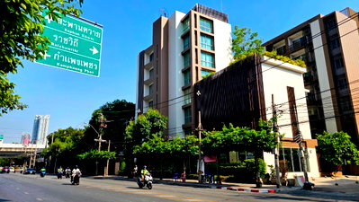 เช่าสำนักงาน ถนนพหลโยธิน : ให้เช่าพื้นที่อาคารริมถนนประดิพัทธ์