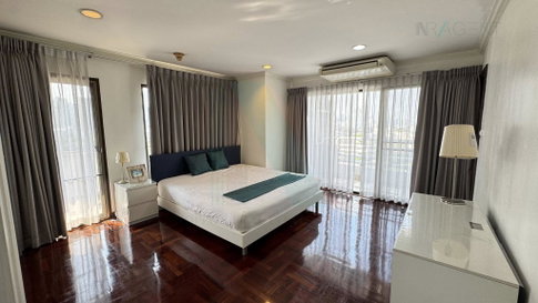 🎉 ให้เช่าคอนโด ริชมอนด์ พาเลส สุขุมวิท 43 อาคาร 1 ชั้น 11 3 ห้องนอน ขนาด 164.00 ตรม ใกล้ Emporium