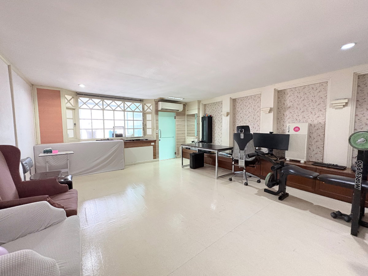 รูป ขาย Penthouse Duplex สุดหรู ใจกลางสุขุมวิท 24 | 300เมตร ถึงBTSพร้อมพงษ์ - รูปที่ 11/28