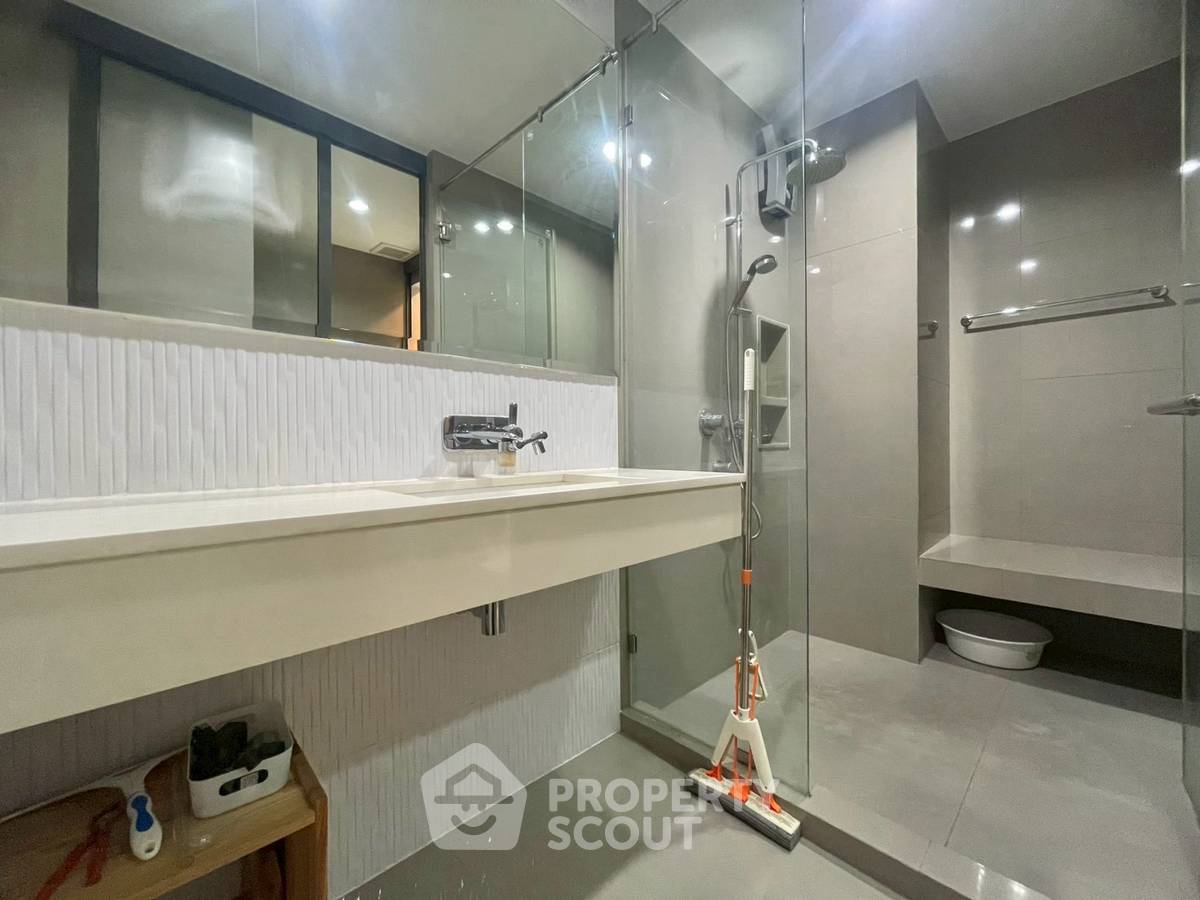 รูป คอนโด 1 ห้องนอน 45 ตร.ม. ชั้น 28 Rhythm Sukhumvit 42 ใกล้ BTS เอกมัย 200 ม. (ID 3038329) - รูปที่ 7/11