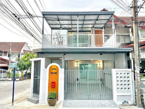 📌 ขายทาวน์เฮาส์ โครงการ หมู่บ้านอุบลชาติ 2 2 ชั้น 3 ห้องนอน 2 ห้องน้ำ