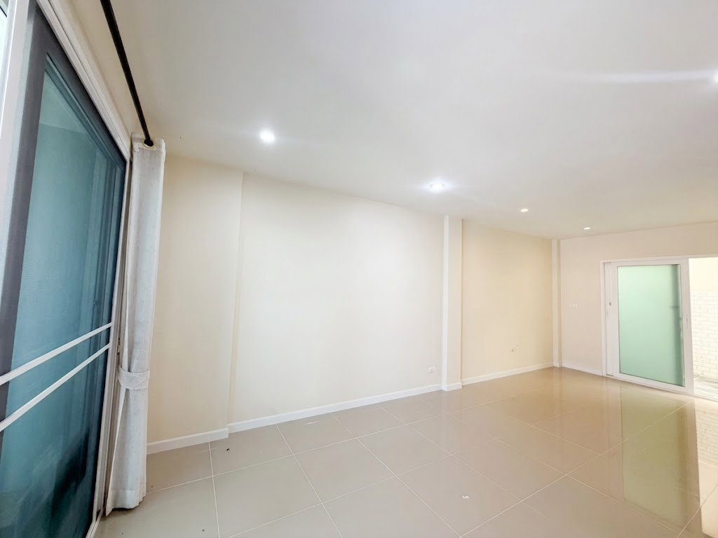 รูป 🔥 ทาวน์โฮม 2 ชั้น เพียง 1.99 ล้าน! 🏡 ศุภาลัย ไพรด์ วงแหวน - ลำลูกกา คลอง 6  - รูปที่ 14/21