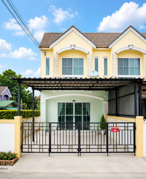 ให้เช่าทาวน์โฮมหลังริม ม.ประภัสสรกรีน บ่อวิน ศรีราชา