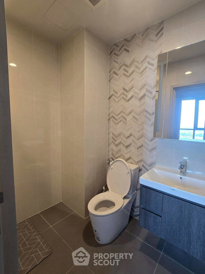 รูป คอนโด 2 ห้องนอน ชั้น 27 Oka Haus Sukhumvit 36 ใกล้ BTS ทองหล่อ (ID 3043676) - รูปที่ 3/12
