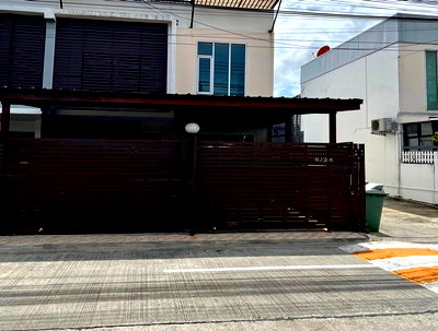 เช่าบ้านเดี่ยว มาร์เก็ต วิลเลจ สุวรรณภูมิ : svs353 ให้เช่า ทาวน์เฮ้าส์ 2 ชั้น The Life Bangna ซอยมหาชัย บางนา-ตราด กม.10