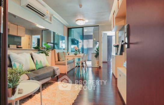 รูป คอนโด 2 ห้องนอน 47 ตร.ม. กรุงเทพฟีลิซ สาทร-ตากสิน ใกล้ BTS กรุงธนบุรี 200 ม. (ID 1898614) - รูปที่ 2/7