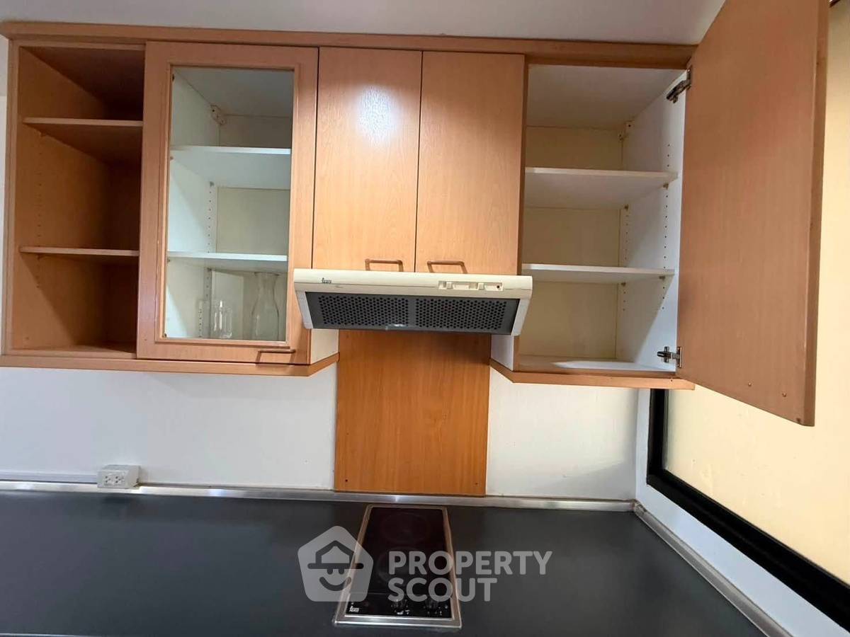 รูป คอนโด 2 ห้องนอนให้เช่า บ้านจันทร์ คอนโดมิเนียม ใกล้ทองหล่อ (ID 3043687) - รูปที่ 10/11