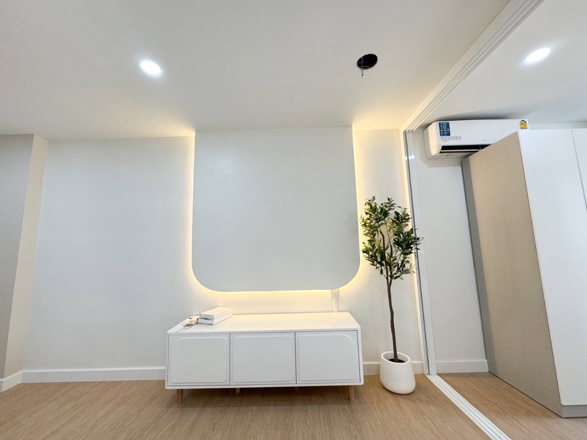 picture Regent Home 1 Phaholyothin 67  For Sell - 7/12