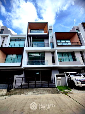 Townhouses for sale : 3-BR Townhouse For Sale At Nirvana Define Srinakarin-Rama 9 (Saphan Sung) (ID 3043700)