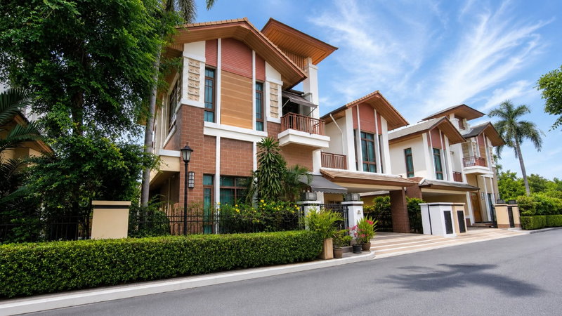 Houses for rent : Luxurious single house for rent, Sansiri Sukhumvit 67 | Just 5 minutes walk to BTS Phra Khanong, ready to move in (H6910)