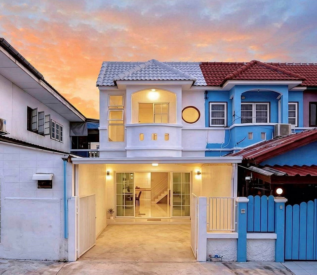 รูป บ้านสวย  หลังริม  รีโนเวทใหม่ สไตล์มินิมอล   #หมู่บ้านเอเชีย โฮมทาวน์ 2  ไทรน้อย  ใกล้การไฟฟ้าฝ่ายผลิต  ไทรน้อย - รูปที่ 2/11