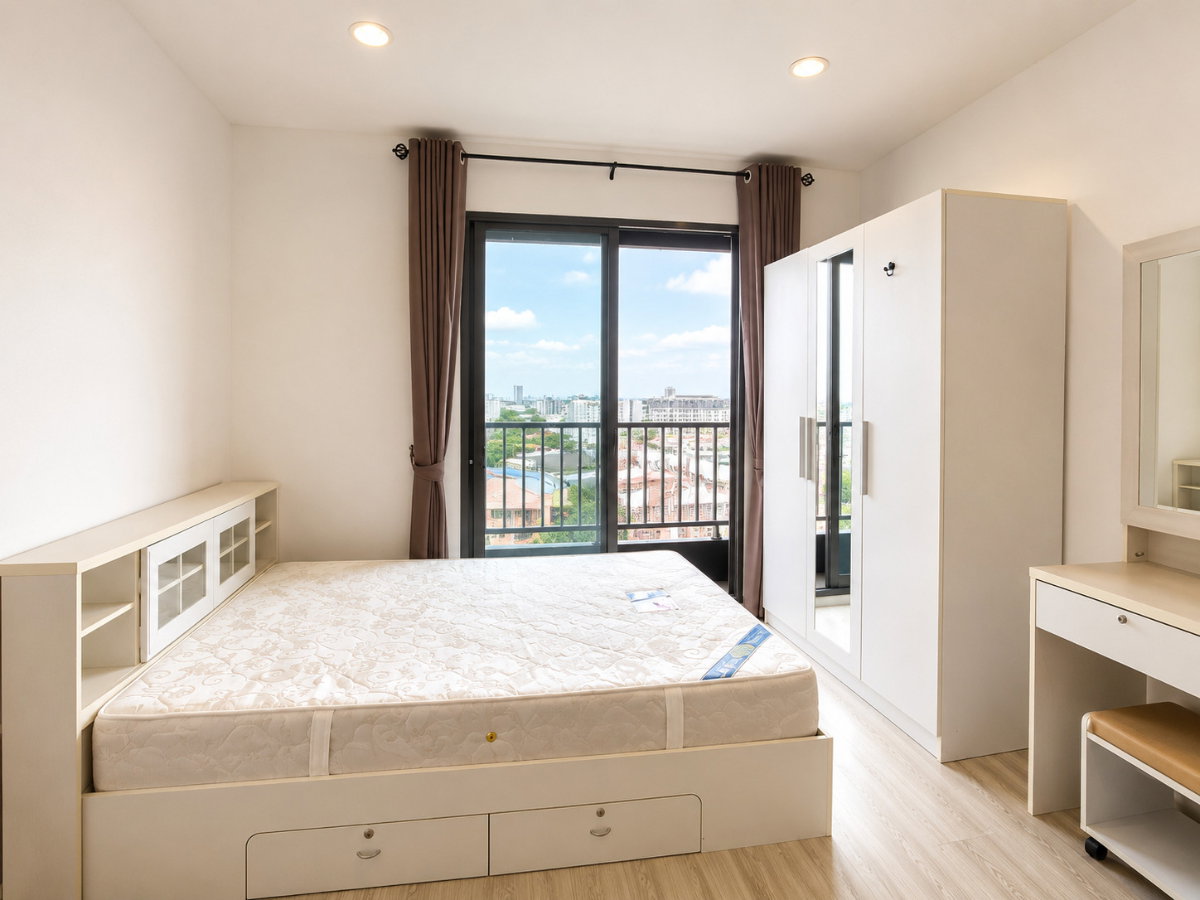 picture For Rent Studio 1 Bathrooms | Ideo Mobi Sukhumvit Eastgate - 1/9