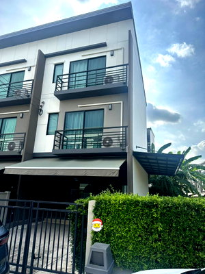 ทาวน์โฮมให้เช่า : 🏡✨ ขาย / เช่า ทาวน์โฮมหลังมุม บ้านกลางเมือง ศรีนครินทร์–อ่อนนุช 3 ห้องนอน 3 ห้องน้ำ พื้นที่ใหญ่ อารมณ์บ้านเดี่ยว