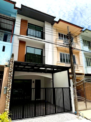 ขายทาวน์โฮม : ⭐✨RH-045 ขายทาวน์โฮมสรานนท์ ( Saranon House )✨⭐