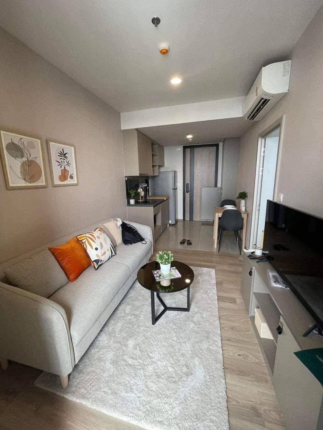 FOR RENT ： Oka Haus🔥PRICE 🔥18000 BAHT/Month 🔥line :@190evxgl