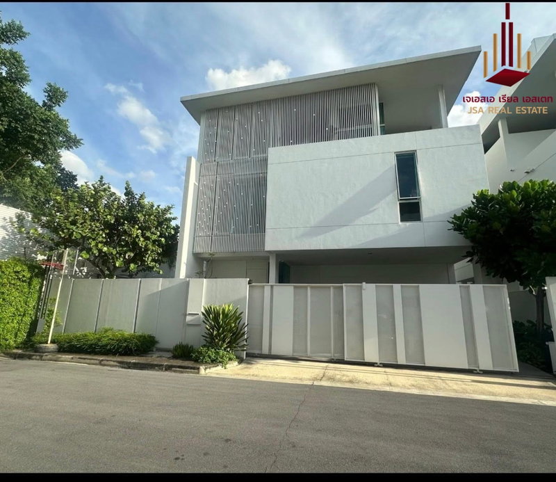 Houses for rent : ✨ For Rent: VIVE Ekkamai - Ramintra ✨  💰 Only 250,000 THB/month