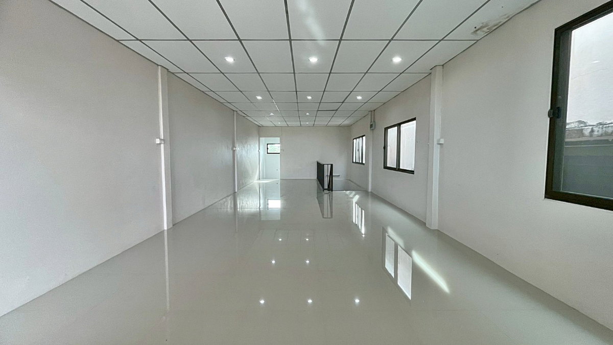 picture Home office for rent at On Nut 20 Sukhumvit 77 - 16/24