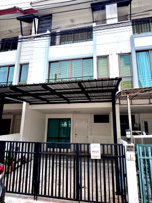 ทาวน์โฮมให้เช่า : HR3558ให้เช่า ทาวน์โฮม 3 ชั้น เดอะไพรเวท สุขุมวิท-บางจาก (สุขุมวิท 97/1) ใกล้ BTS บางจาก เฟอร์ครบพร้อมอยู่