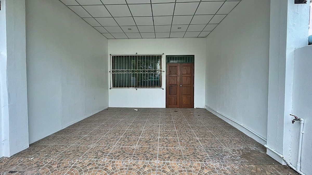 picture Home office for rent at On Nut 20 Sukhumvit 77 - 2/24