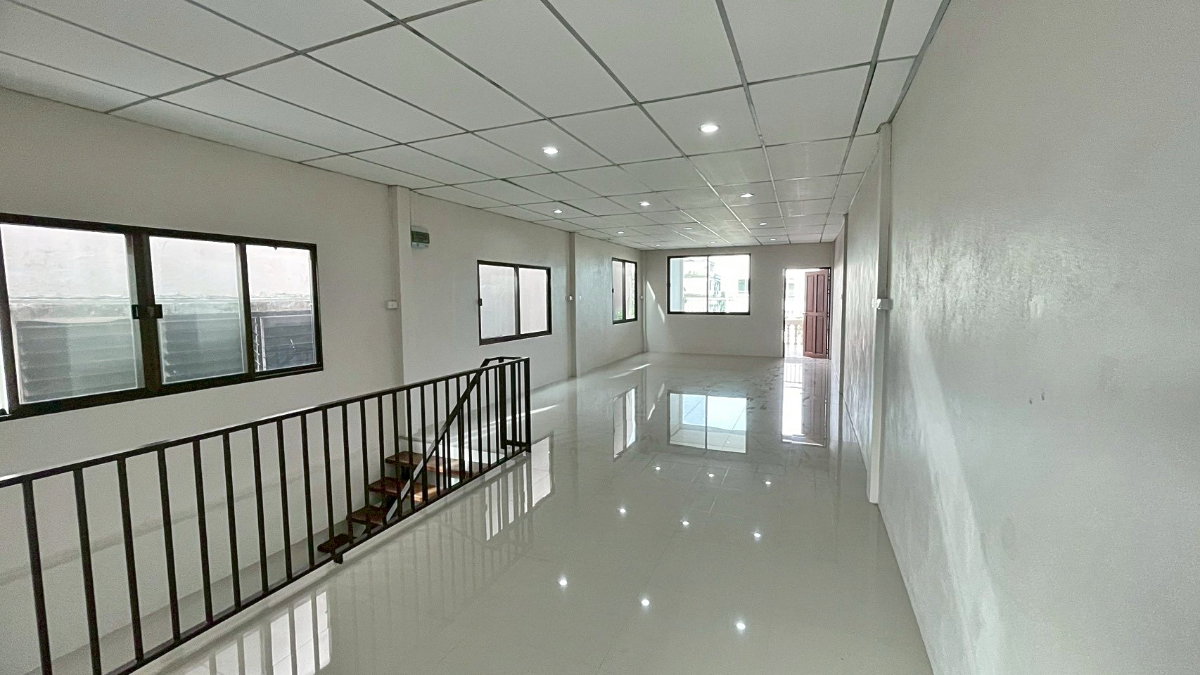picture Home office for rent at On Nut 20 Sukhumvit 77 - 17/24