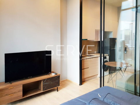 🔥Best Price 19K🔥 - Studio with Partition High Fl. 10+ Close to BTS Phrom Phong 500 m. at Noble Around 33 Condo / For Rent