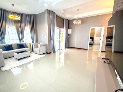 Houses for sale Frost Magical Ice of Siam : House for Sale Nong Pla Lai East Pattaya 3Bedroom