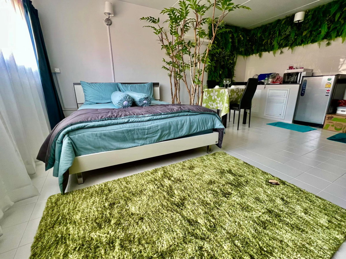 picture Special Studio Room 28. sqm C9 Popula Condo by Prathomlerk - 14/15