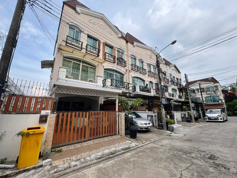 🔥 ขายทาวน์โฮม 3 ชั้น บ้านกลางเมือง เดอะ ปารีส พระราม 9-รามคำแหง (Baan Klang Muang, The Paris Rama 9–Ramkhamhaeng) | ใกล้ Airport Rail Link หัวหมาก
