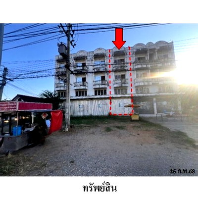 Shophouses for sale Phitsanulok : FOR SALE  COMMERCIAL BUILDING PROPERTY  2440000 BAHT.