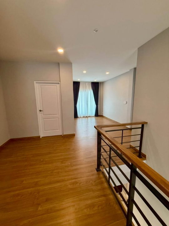 รูป HR3566ให้เช่าบ้านเดี่ยวหรูหลังใหญ่ 85 ตร.ว. CENTRO วิภาวดี ใกล้สนามบินดอนเมือง & รร.นานาชาติ Harrow บ้านใหม่พร้อมอยู่ มีห้องแม่บ้าน + EV Charger - รูปที่ 38/46