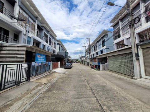 ทาวน์เฮ้าส์ 20.6 ตร.วา อิงทาวน์ ติวานนท์-แจ้งวัฒนะ เมืองปทุมธานี ปทุมธานี 3.6M